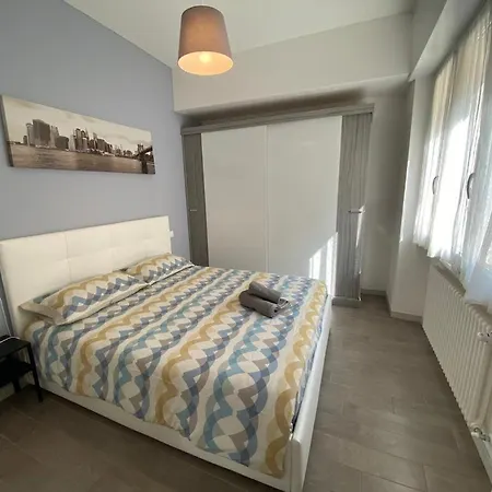 Gianluca 7a Apartment *